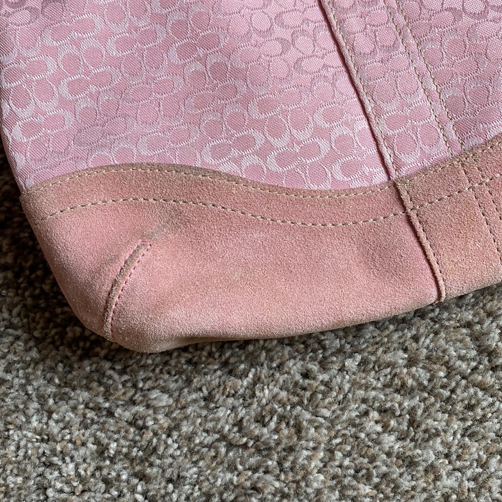 Beautiful pink Coach purse - Picture 3 of 5
